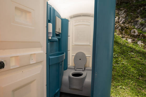 Best Construction site porta potty rental  in Ingram, TX